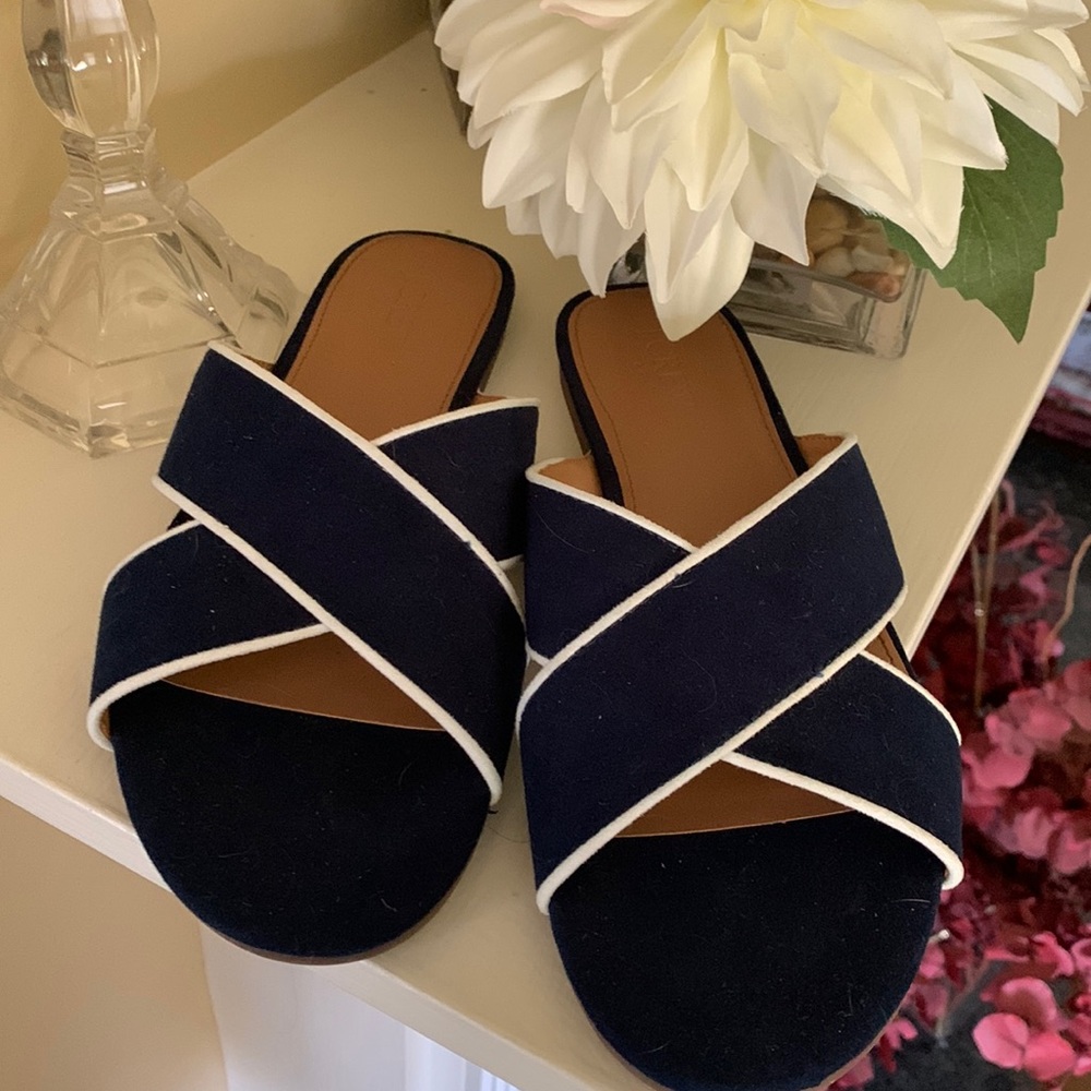 J.Crew criss cross flats size 8 navy blue and white